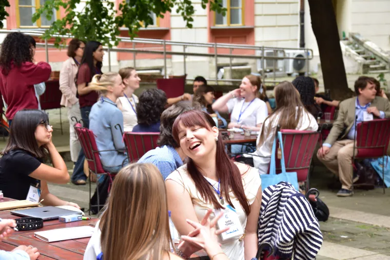 Summer school student discussions. Credits: University of Belgrade