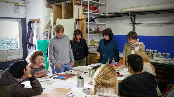 Students are working with the artist Françoise Schein, artist in residence in 2016-17