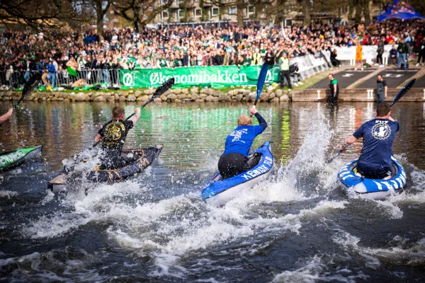 The annual boat race at Aarhus University
