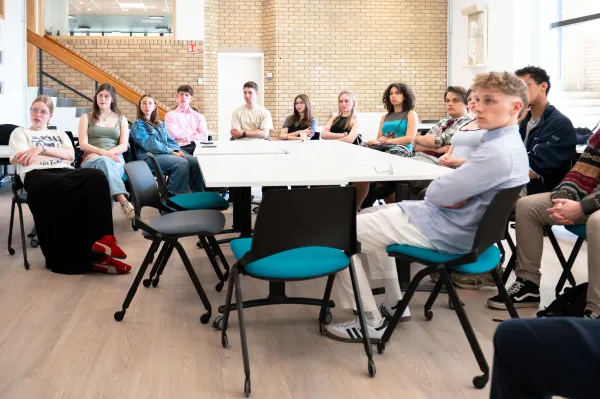Group of students at UCLouvain. Credits: Nicolas Leurident.